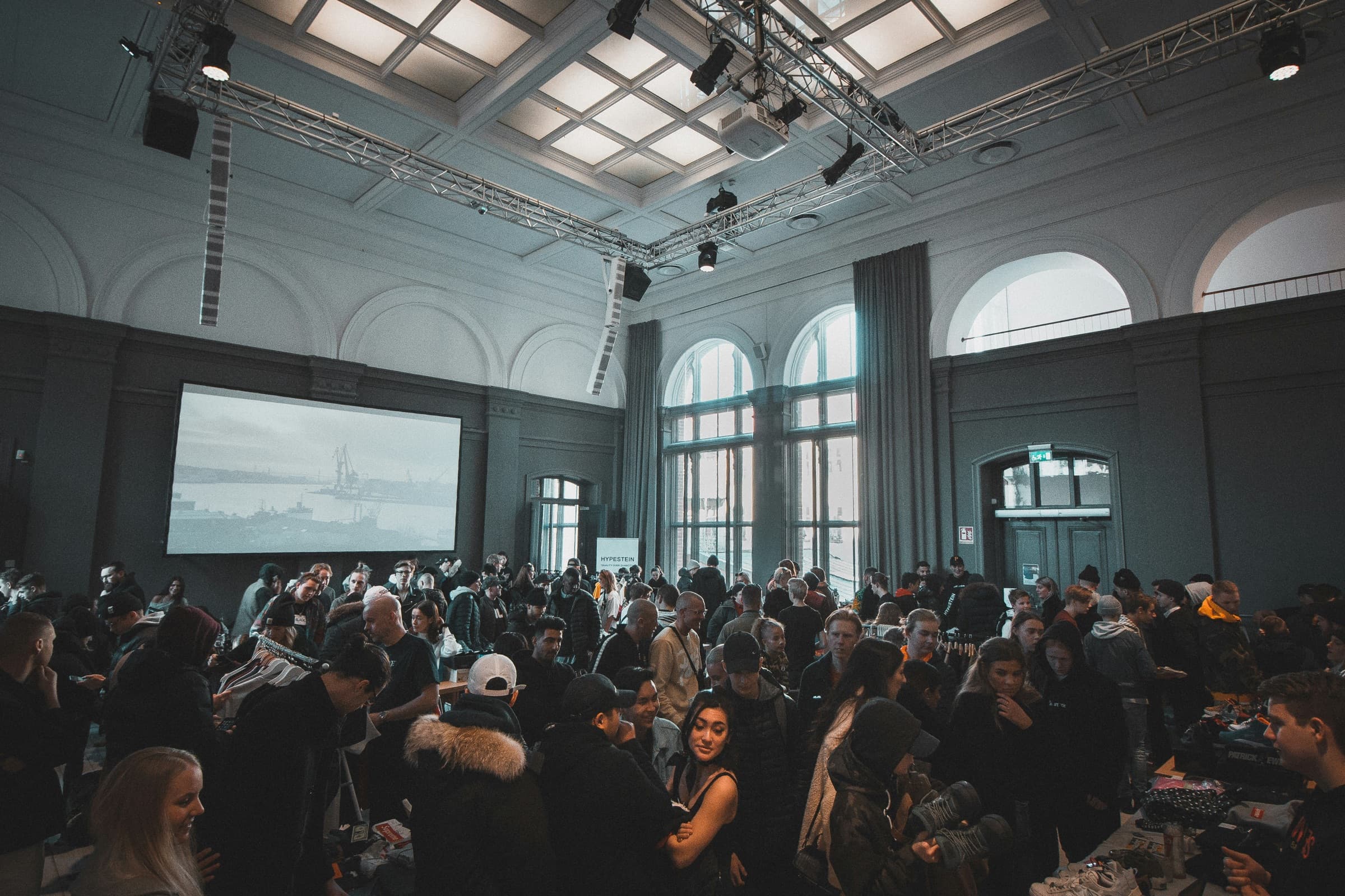 An engaged audience during a community session